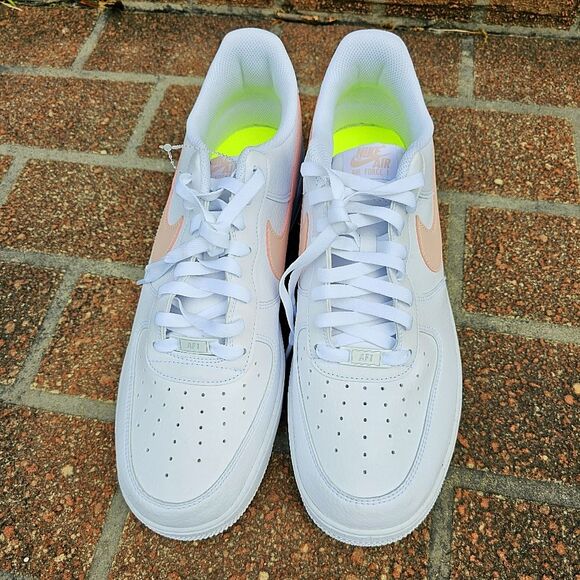NEW NIKE AIR FORCE 1 LOW WHITE PEACHY PINK SIZE 14 WOMENS - Picture 2 of 10